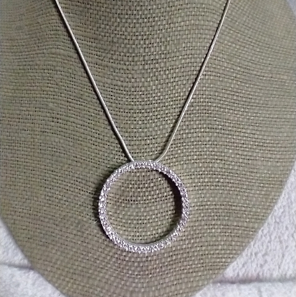 Silvertone infinity circle crystal 🔮 snake chain necklace - Picture 1 of 5